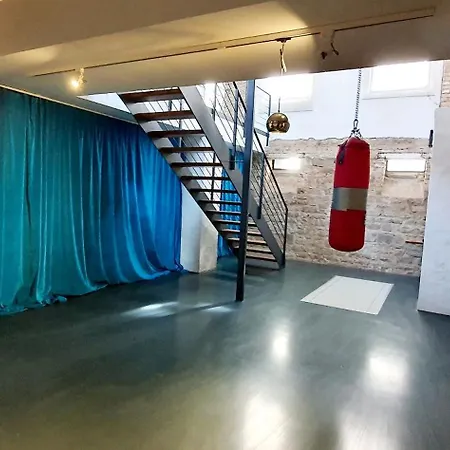 بيت للعطل Loft Im Szeneviertel Mannheims *